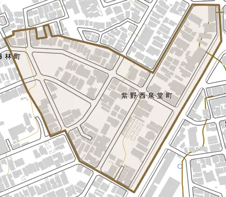 紫野西泉堂町とその周辺の地図。町の範囲を重ねている