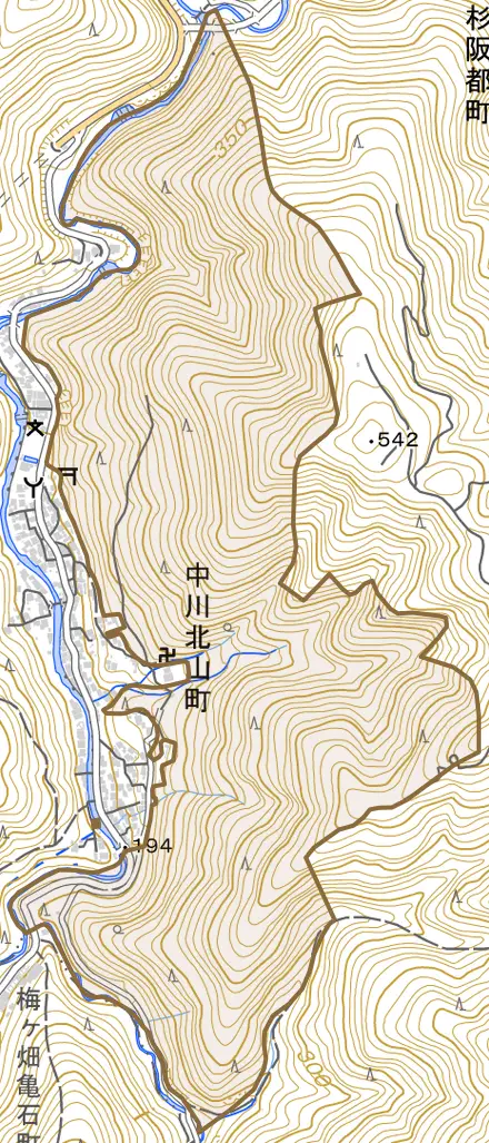 中川東山とその周辺の地図。町の範囲を重ねている
