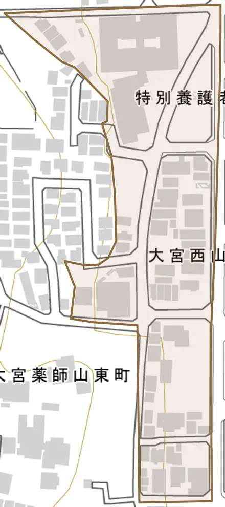 大宮西山ノ前町とその周辺の地図。町の範囲を重ねている