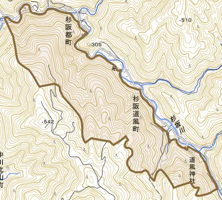 杉阪南谷とその周辺の地図。町の範囲を重ねている