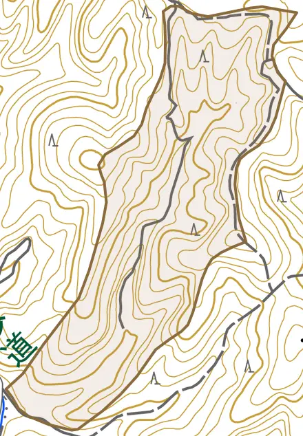 鷹峯西流尾とその周辺の地図。町の範囲を重ねている