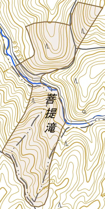 鷹峯西菩提とその周辺の地図。町の範囲を重ねている