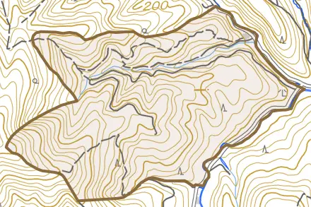 鷹峯桃山とその周辺の地図。町の範囲を重ねている