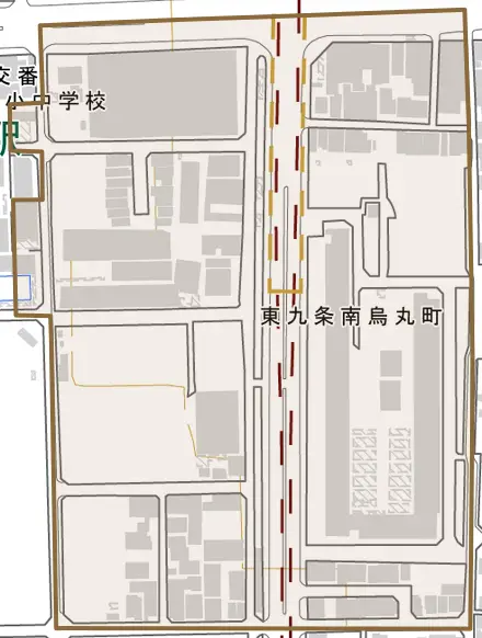 東九条南烏丸町とその周辺の地図。町の範囲を重ねている