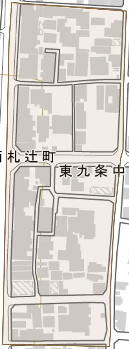 東九条中札辻町とその周辺の地図。町の範囲を重ねている