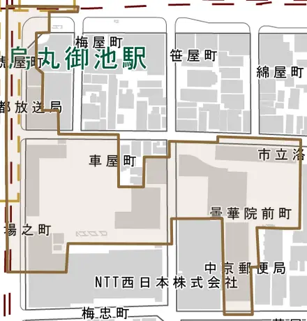 曇華院前町とその周辺の地図。町の範囲を重ねている