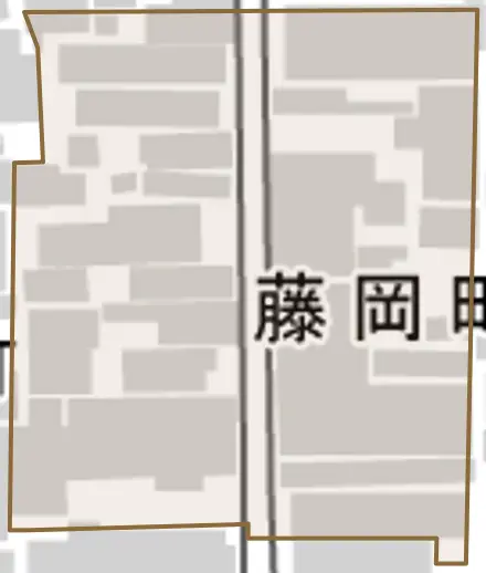 藤岡町とその周辺の地図。町の範囲を重ねている