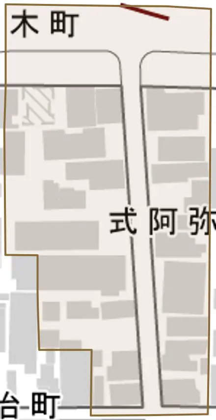 式阿弥町とその周辺の地図。町の範囲を重ねている