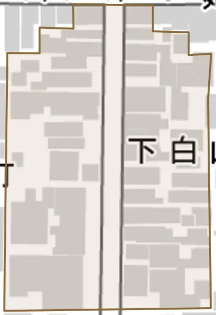 下白山町とその周辺の地図。町の範囲を重ねている