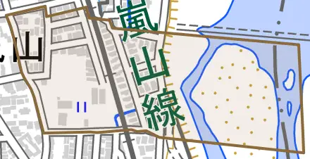 嵐山森ノ前町とその周辺の地図。町の範囲を重ねている