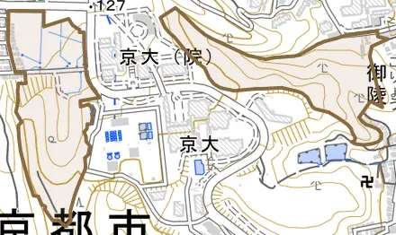 御陵細谷とその周辺の地図。町の範囲を重ねている