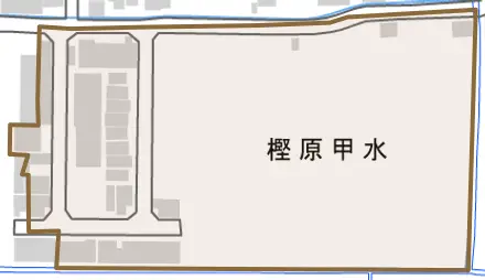 樫原甲水とその周辺の地図。町の範囲を重ねている