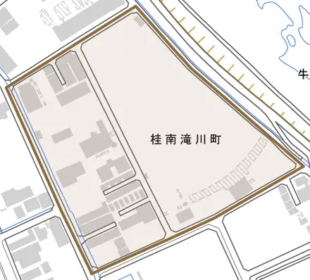 桂南滝川町とその周辺の地図。町の範囲を重ねている