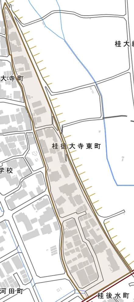 桂徳大寺東町とその周辺の地図。町の範囲を重ねている