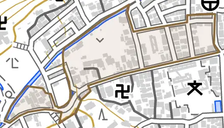 松尾万石町とその周辺の地図。町の範囲を重ねている