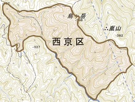 松室北松尾山とその周辺の地図。町の範囲を重ねている