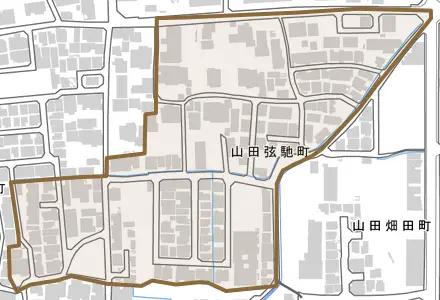 山田弦馳町とその周辺の地図。町の範囲を重ねている