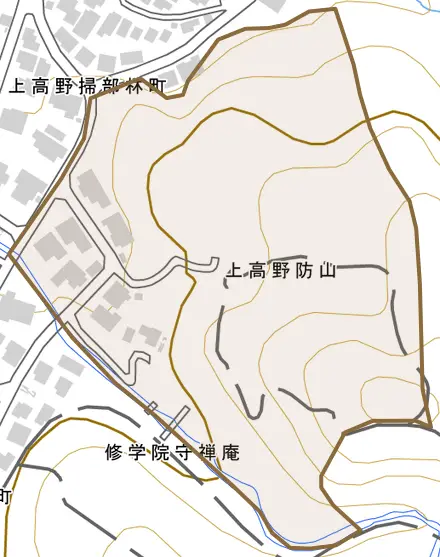 上高野防山とその周辺の地図。町の範囲を重ねている