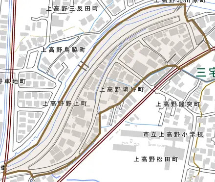 上高野隣好町とその周辺の地図。町の範囲を重ねている