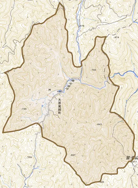 大原尾越町とその周辺の地図。町の範囲を重ねている