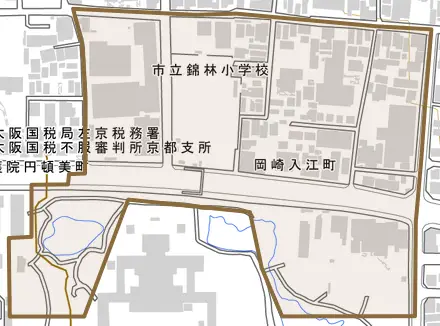 岡崎入江町とその周辺の地図。町の範囲を重ねている