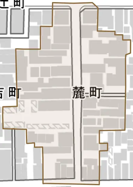 麓町とその周辺の地図。町の範囲を重ねている