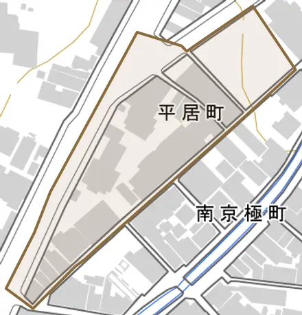 平居町とその周辺の地図。町の範囲を重ねている