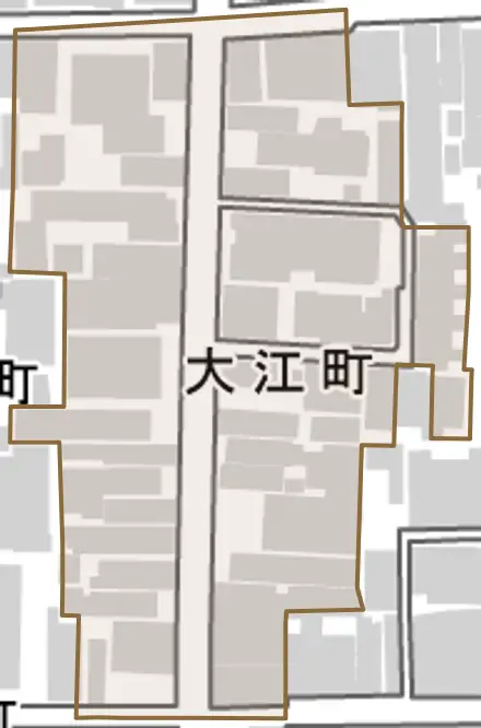 大江町とその周辺の地図。町の範囲を重ねている