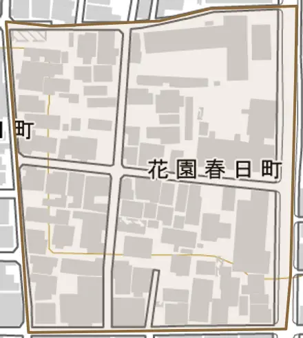 花園春日町とその周辺の地図。町の範囲を重ねている