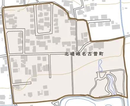 北嵯峨名古曽町とその周辺の地図。町の範囲を重ねている