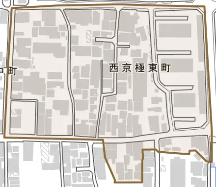 西京極東町とその周辺の地図。町の範囲を重ねている