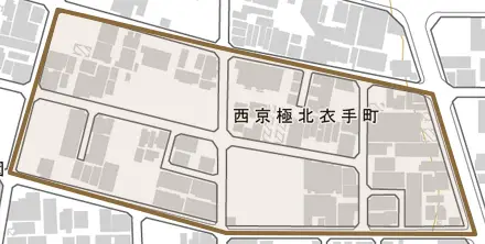 西京極北衣手町とその周辺の地図。町の範囲を重ねている