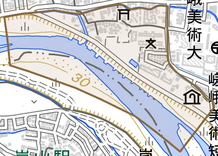 嵯峨柳田町とその周辺の地図。町の範囲を重ねている