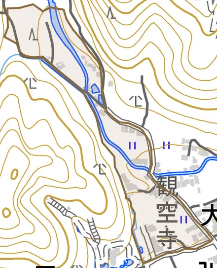 嵯峨観空寺岡崎町とその周辺の地図。町の範囲を重ねている