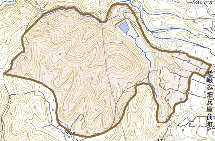 嵯峨越畑筋違とその周辺の地図。町の範囲を重ねている