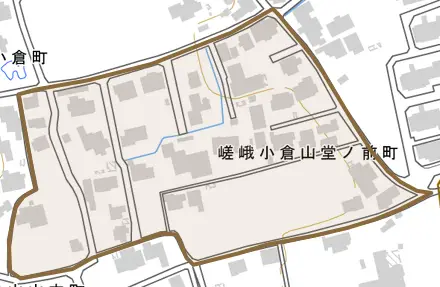 嵯峨小倉山堂ノ前町とその周辺の地図。町の範囲を重ねている