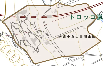 嵯峨小倉山田淵山町とその周辺の地図。町の範囲を重ねている