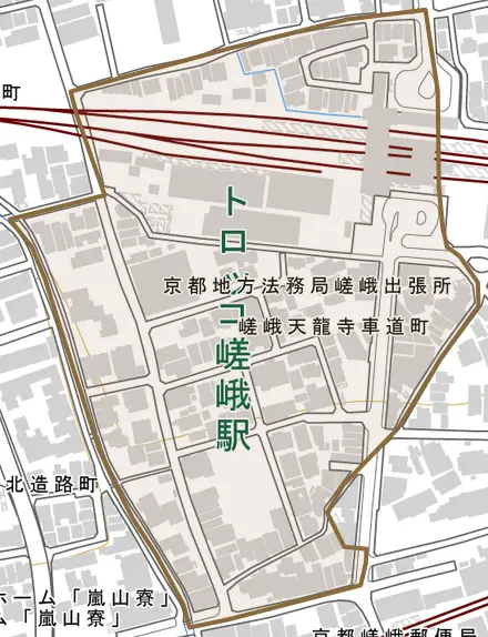 嵯峨天龍寺車道町とその周辺の地図。町の範囲を重ねている