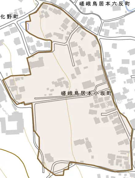 嵯峨鳥居本小坂町とその周辺の地図。町の範囲を重ねている