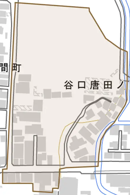 谷口唐田ノ内町とその周辺の地図。町の範囲を重ねている
