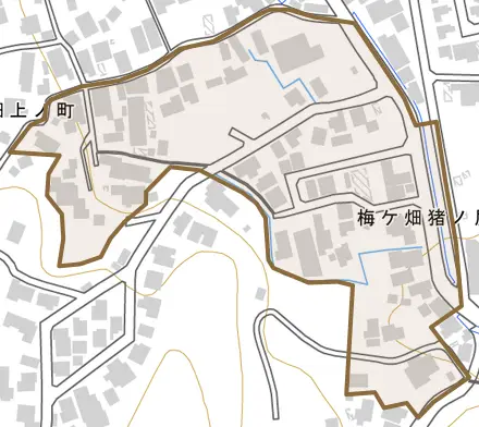 梅ケ畑猪ノ尻町とその周辺の地図。町の範囲を重ねている