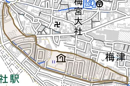 梅津尻溝町とその周辺の地図。町の範囲を重ねている