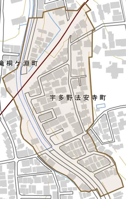 宇多野法安寺町とその周辺の地図。町の範囲を重ねている
