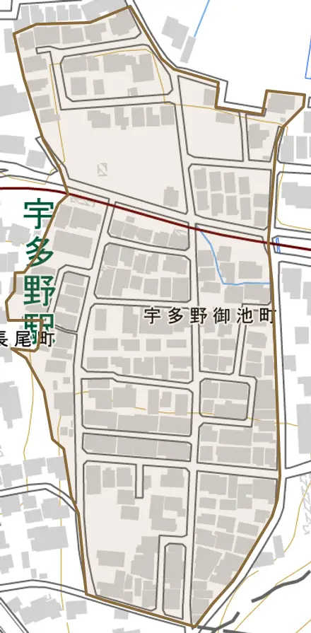 宇多野御池町とその周辺の地図。町の範囲を重ねている