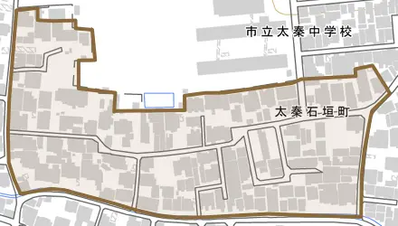 太秦石垣町とその周辺の地図。町の範囲を重ねている