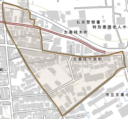 太秦桂ケ原町とその周辺の地図。町の範囲を重ねている