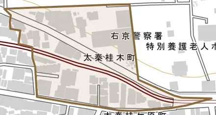 太秦桂木町とその周辺の地図。町の範囲を重ねている