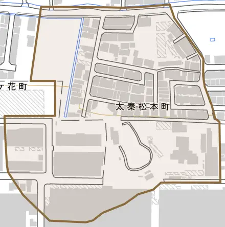 太秦松本町とその周辺の地図。町の範囲を重ねている