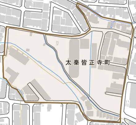 太秦皆正寺町とその周辺の地図。町の範囲を重ねている