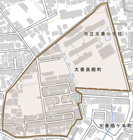 太秦奥殿町とその周辺の地図。町の範囲を重ねている